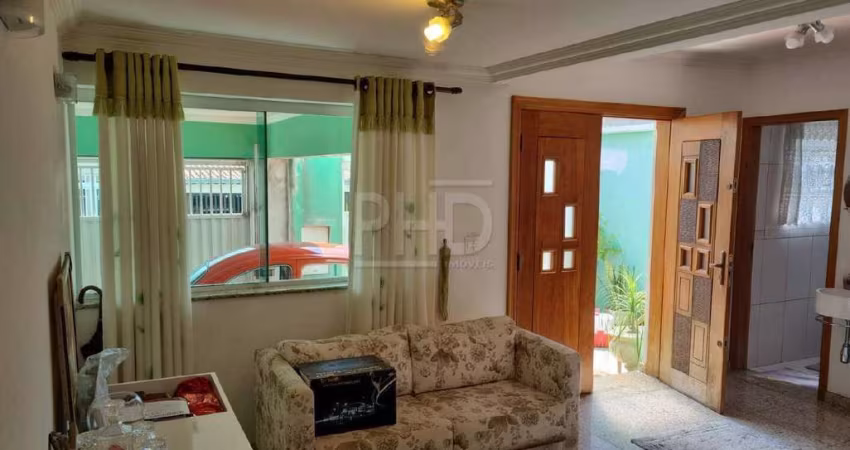 Sobrado a venda Nova Petrópolis próximo Pça. do Professor