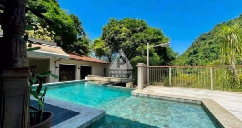 Casa Duplex à venda, 5 quartos, 5 suítes, 5 vagas, Botafogo - RIO DE JANEIRO/RJ