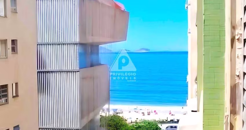 Apartamento 02 quartos, Coppacabana - Posto 5 - Rio de Janeiro-RJ