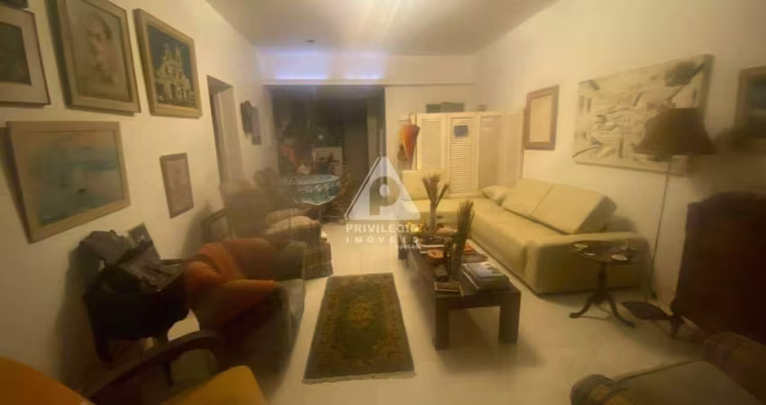 Apartamento à venda, 3 quartos, 1 suíte, 1 vaga, Copacabana - RIO DE JANEIRO/RJ