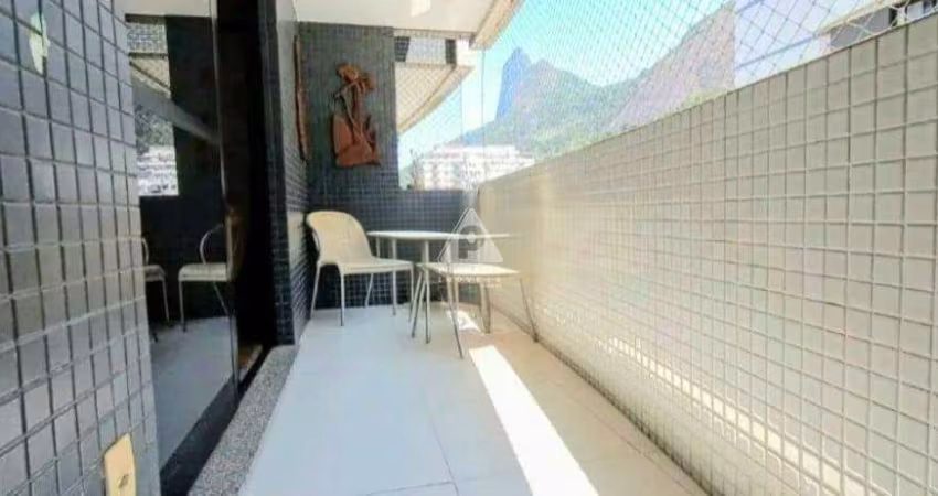 Apartamento à venda em Botafogo com 3 Dormitórios e 1 Suíte à Venda