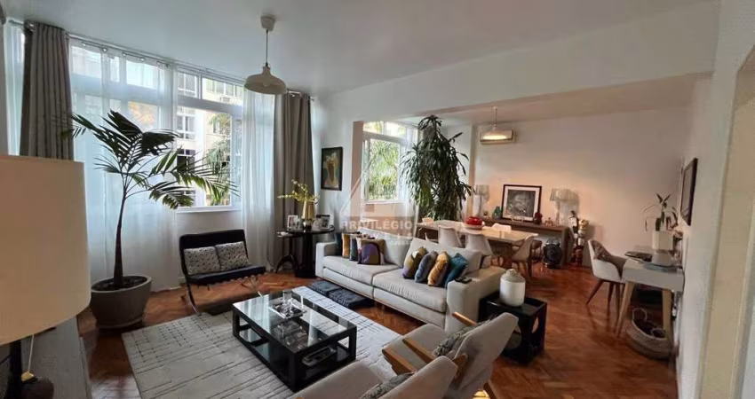 Apartamento à venda, 2 quartos, dependência completa , vaga - Laranjeiras