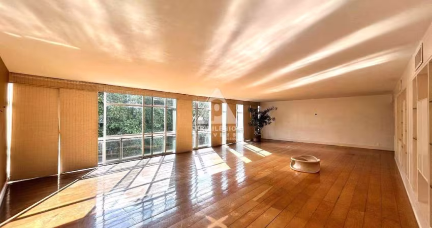 4 QUARTOS | SUITE | 2 VAGAS | VISTA MAR | QUADRA DA PRAIA | 297 M²