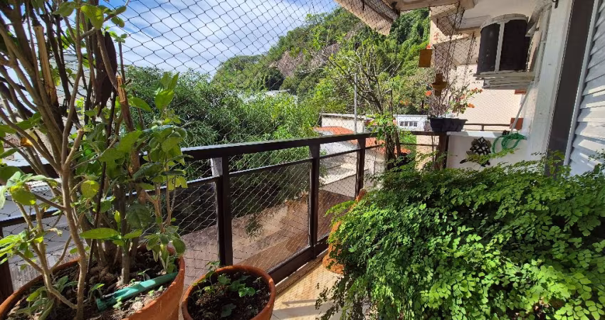 Excelente apartamento com 300 m2 4 quatro 2 suites leblon