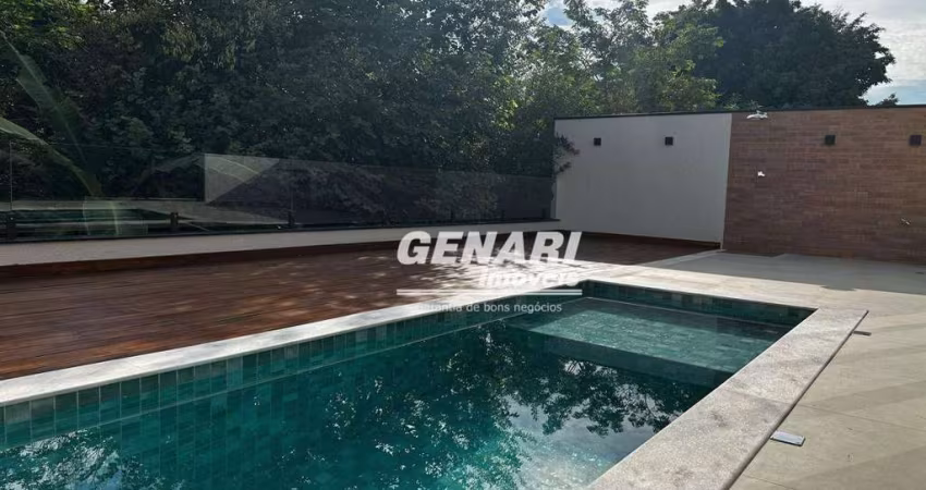 Sobrado à venda, Jardins Di Roma, Indaiatuba/SP - 260 m² com 3 suítes.