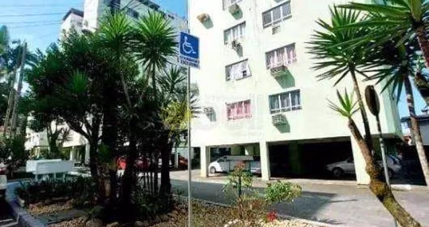 Apartamento à venda com três dormitórios e elevador no Boa Vista, Joinville, SC