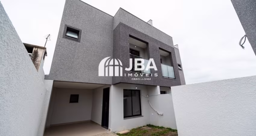 EXCELENTE E AMPLO SOBRADO COM TERRAÇO E SUÍTE