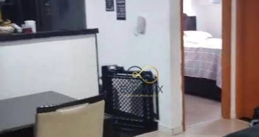 Apartamento com Quintal, 2 dormitórios à venda, 43 m² por R$ 288.000,00 - Água Chata - Guarulhos/SP