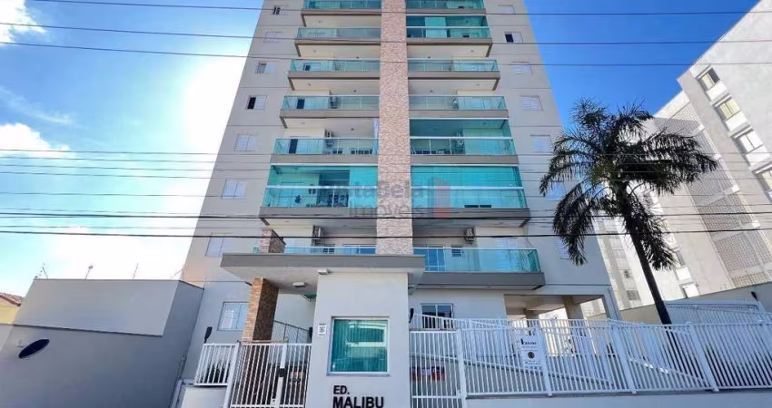 Lindo apartamento com 112m2, 03 quartos sendo 01 suíte, Sacada Gourmet para Locação