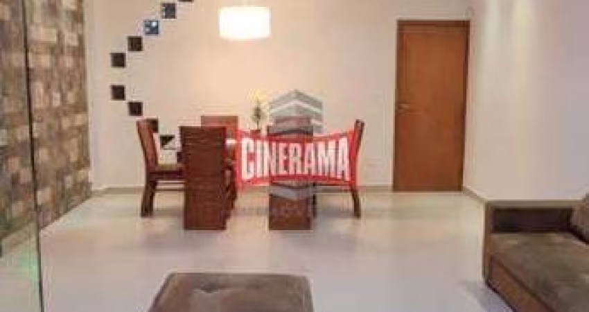 Casa à venda, 3 quartos, 3 suítes, 4 vagas, Guilhermina - Praia Grande/SP