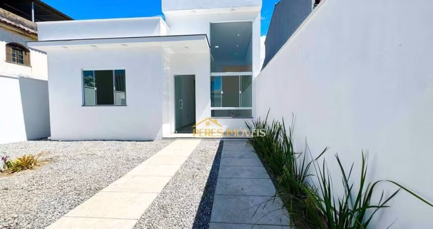 Casa linear com 2 quartos independente à venda, próximo da rodovia, 65 m² - Extensão Serramar - Rio das Ostras/RJ