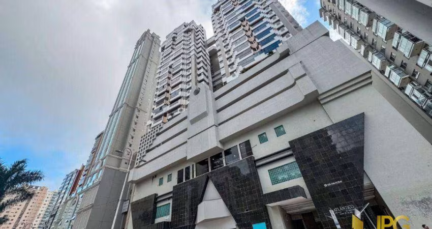 Apartamento no shopping Atlantico