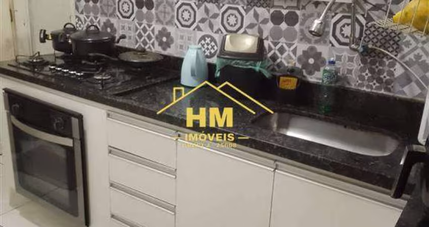 VENDE APTO EM PREDIO DE 3 ANDARES  COM 2 ENTRADAS E UM PEQUENO QUINTAL E CHURRASQUEIRA.
