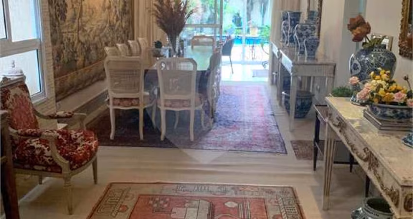 Casa com 4 quartos à venda em Jardim Prudência - SP