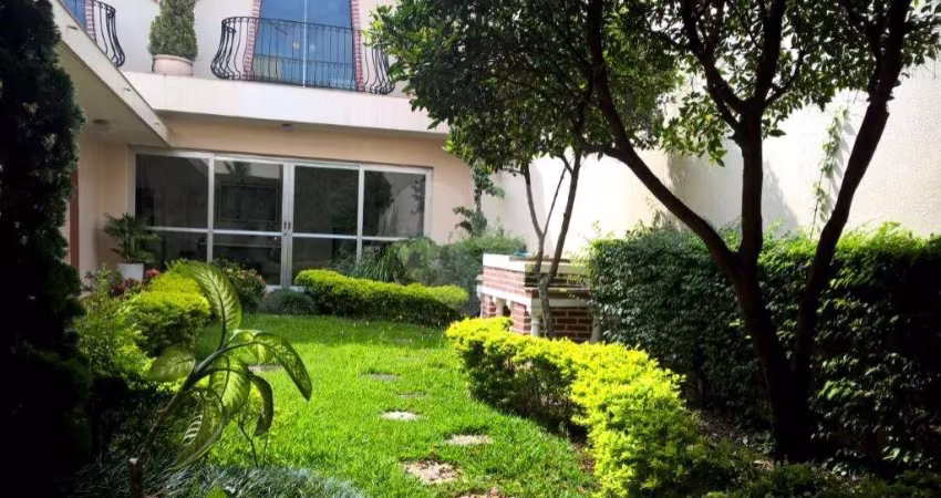 Sobrado com 4 quartos à venda em Saúde - SP