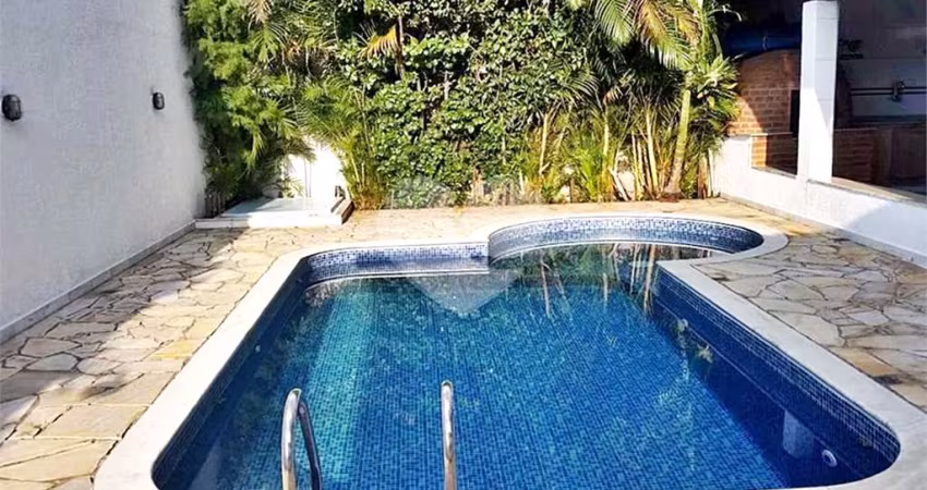 Casa térrea com 3 quartos à venda em Tremembé - SP