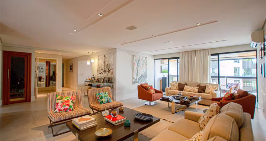 Apartamento com 4 quartos à venda em Vila Uberabinha - SP