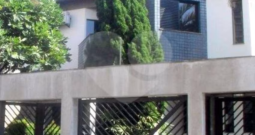 Sobrado com 3 quartos à venda ou para locação em Jardim Textil - SP