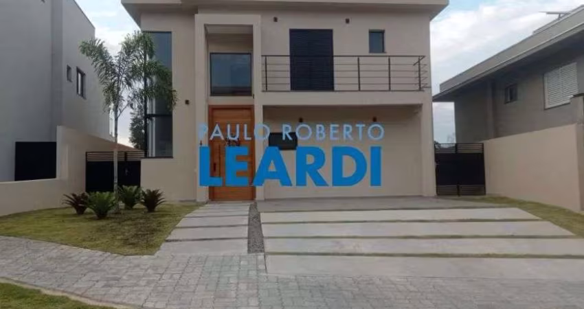 CASA EM CONDOMÍNIO - RIO ABAIXO - SP