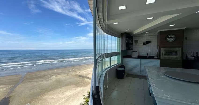 Apartamento em Praia Grande Frente Mar, 02 dorm frente mar.