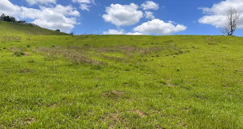 Vende-se lote com excelente acesso próx ao centro de Arujá