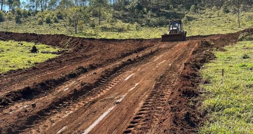 Vende-se terreno em Igarata;