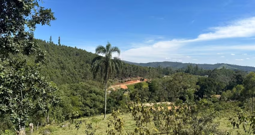 Vende-se terrenos otimos para chacaras em Igarata.