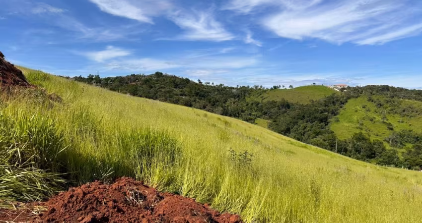 Vende-se terreno com ótima vista para natureza