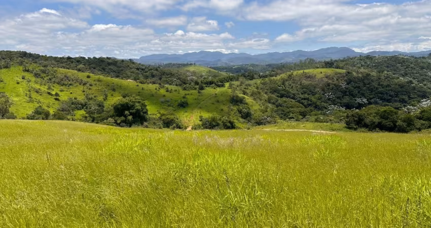 Terreno para chácara com excelente acesso 8km do centro