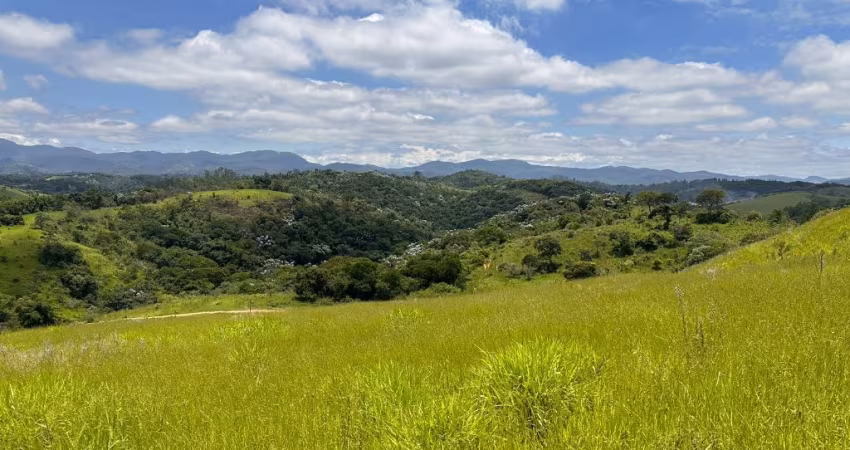 Vende-se lote em área rural para construção de chácara 600m²