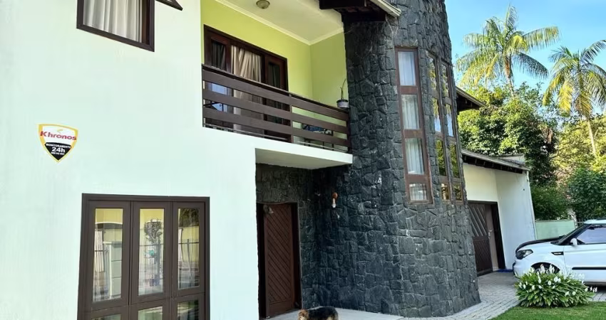 Casa/Sobrado à venda Saguaçu