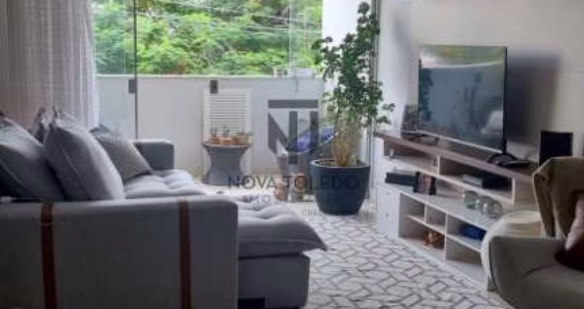 LINDO APARTAMENTO REFORMADO - 120m² - 3 DORMITÓRIOS 1 SUÍTE - VILA ADYANA - SÃO JOSÉ DOS CAMPOS