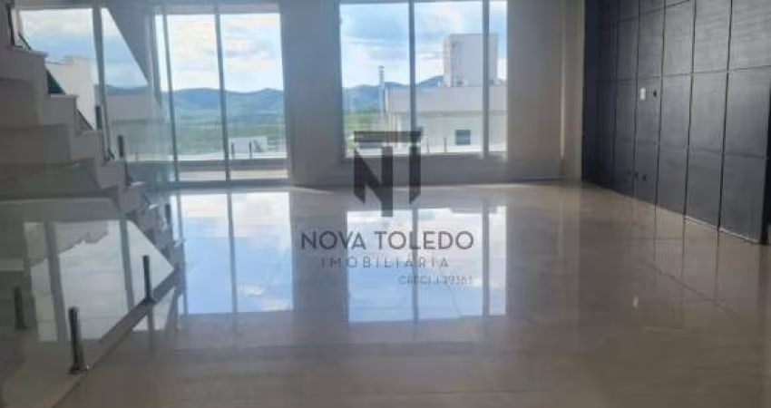 Casa em Condomínio - Residencial Jaguary - Urbanova - 4 Dormitórios - 450m².