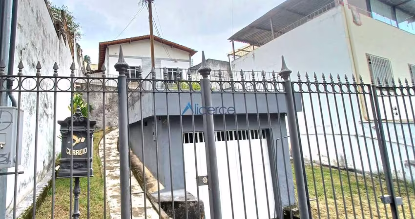 Casa  4  Quartos  - São  Mateus
