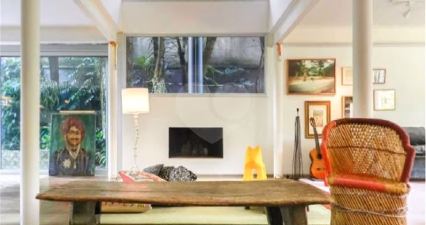 Sobrado com 3 dormitórios para alugar, 550 m² por R$ 30.160/mês - Pacaembu - São Paulo/SP