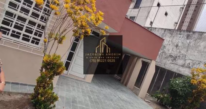 Casa em Santa Mônica 1 rua com 24h de monitoramento de segurança