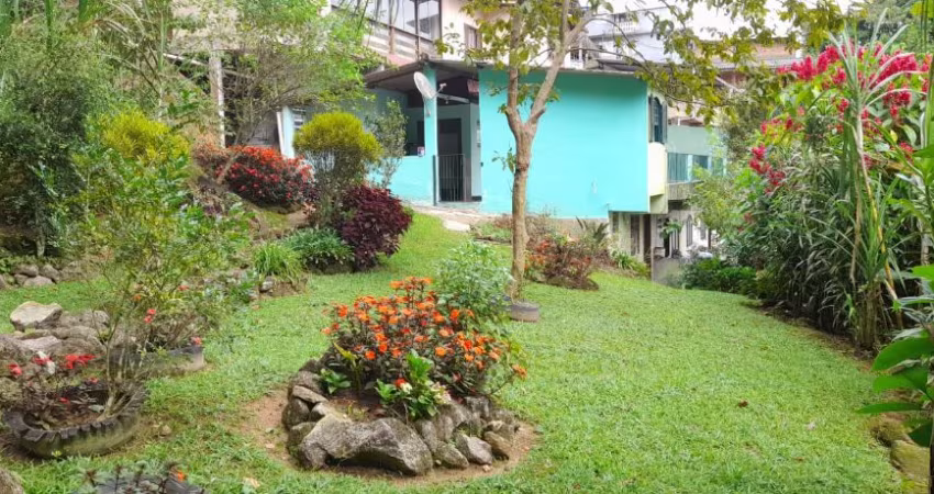 Aluga-se  casa proximo ao Centro Histórico  nas Duchas
