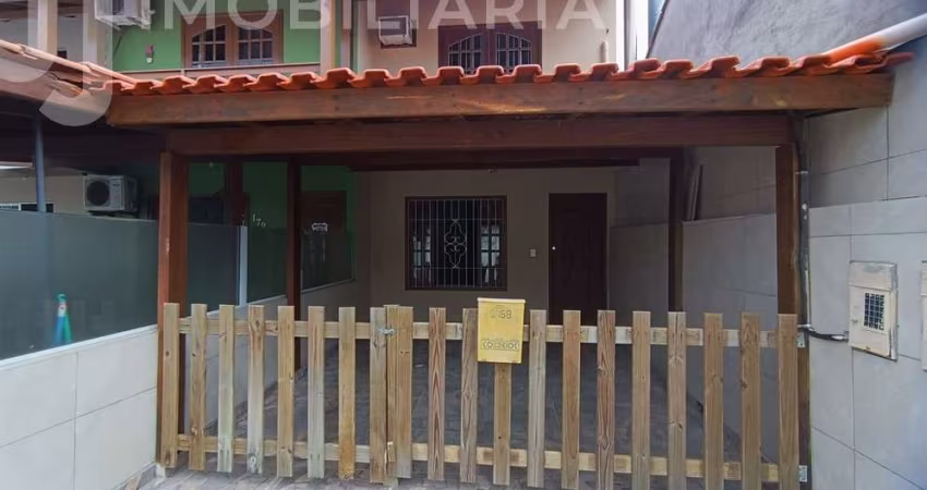 Casa Residencial com 2 quartos  à venda, 100.00 m2 por R$320000.00  - Ingleses Do Rio Vermelho - Florianopolis/SC