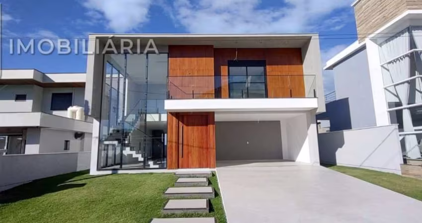 Casa Residencial com 3 quartos  à venda, 300.00 m2 por R$2500000.00  - Ingleses Do Rio Vermelho - Florianopolis/SC