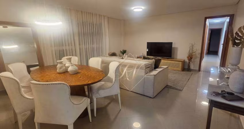 Maravilhoso apartamento, de frente, sol da manhã, porteira fechada, com lazer e a 3 quadras da praia no Embaré !!