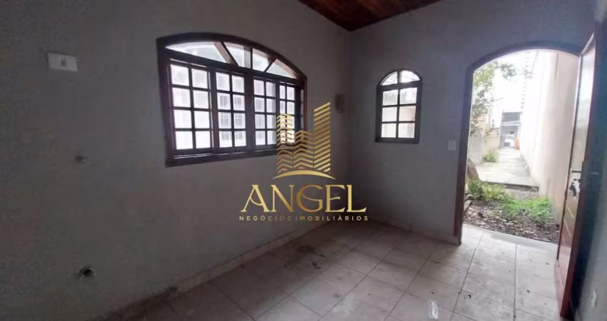DORMITÓRIO COM BANHEIRO - VILA GOMES CARDIM