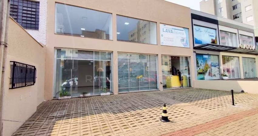 Linda Loja 100m² com mezanino, Rua Jorge Velho entre Souza Naves e Mato Grosso, Londrina
