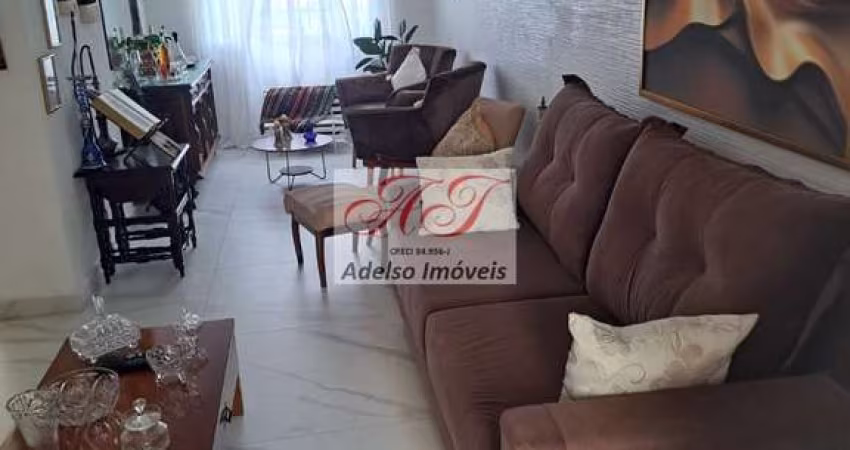 Maravilhosa Casa à Venda em Santos-SP, Bairro Campo Grande: 2 Quartos, 1 Suíte, 3 Salas, 3 Banheiros, 2 Vagas, 250m² de Área.