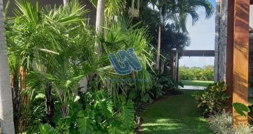 Casa em Condominio Praia Bella com 6 suites com 531m² em Praia do Forte.