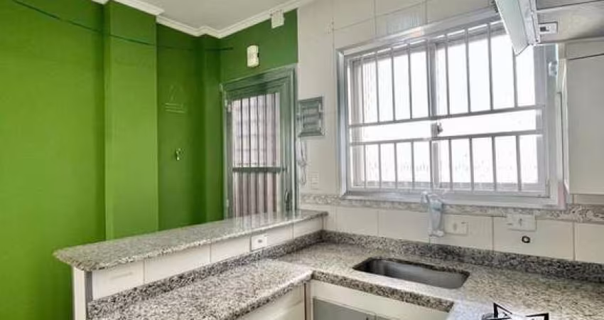 Quitinet no Boqueirão Av Costa e Silva altura da Av Brasil no Centro do Comércio