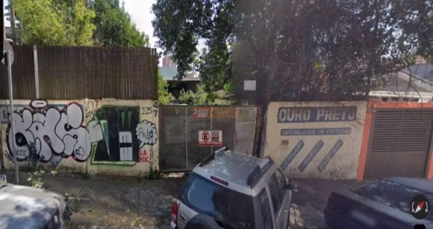 Terreno no Bairro Vila Gilda em Santo André
