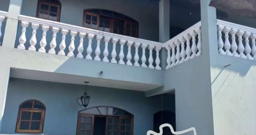 CASA SOBRADO 300 M² DE TERRENO NA VILA INDUSTRIAL!