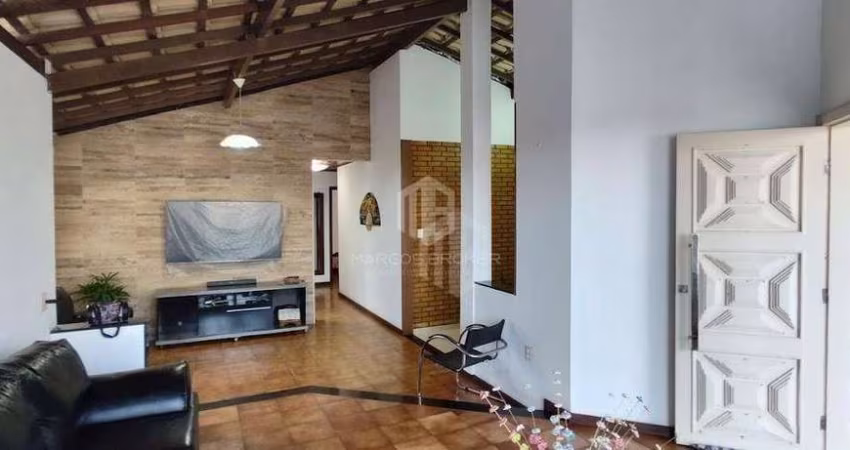 Casa Térrea em Condomínio a 500m da Praia – Praia do Flamengo, Salvador | 3 Quartos | Piscina | Oportunidade!