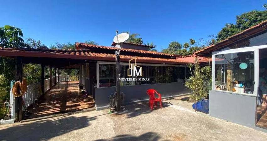 Chácara á venda em lote de 2230m² com 03 quartos, pomar em Igarapé MG!