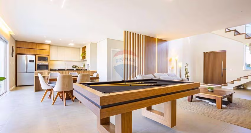 Sobrado 4 quartos, suíte, 324m²  em Cachoeirinha bairro Central Park.
